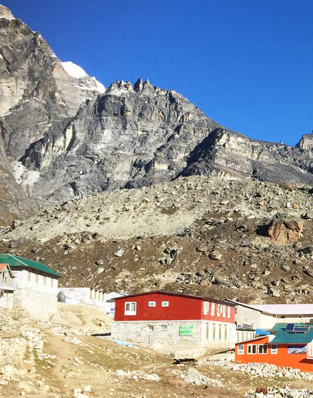 Everest Luxury Trek